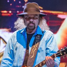 Gary Rossington dead at 71: Lynyrd Skynyrd's last surviving original member passes away after previous health scare