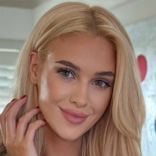 Veronika Rajek leaves fans 'breathless' with stunning new post on first trip to US since Tom Brady fame