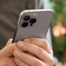 People are just realizing iPhone has hidden warning you’re being spied on – look for dangerous sign today