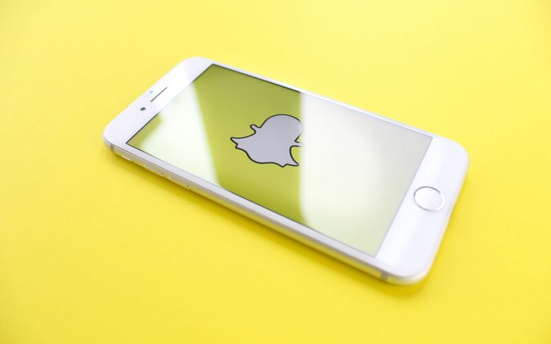 snapchat, cameo, celebrity endorsements, influencers