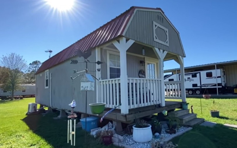 I took a $6,000 shed and turned it into a 'beautiful' tiny home and I was able to make it 'affordable'