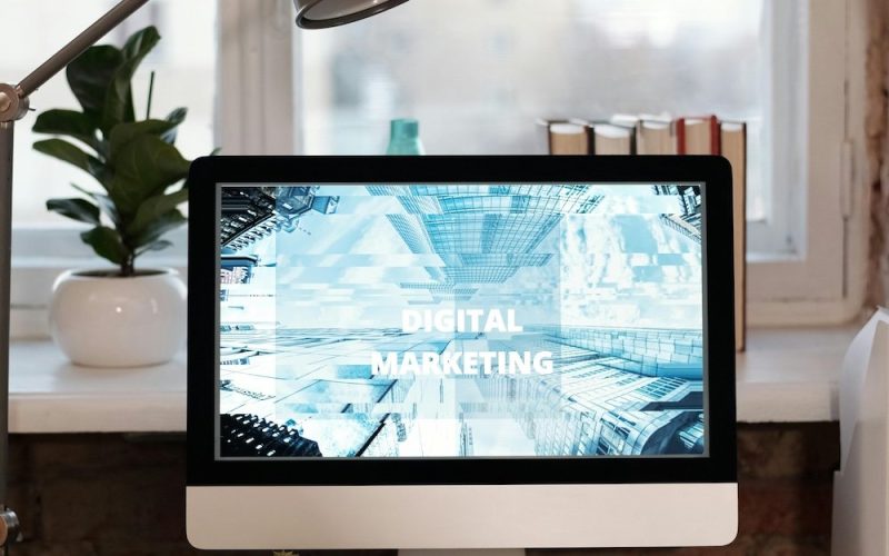 Semrush Review: A Guide to Choosing the Pro or Guru Access